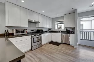 Photo #5: 230004126 Listing 