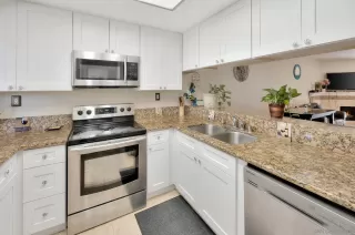 Photo #4: 230004140 Listing