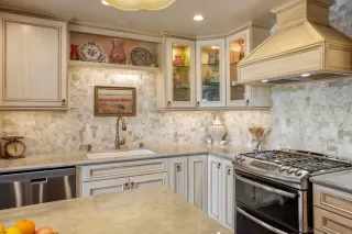 Photo #2: 230004169 Listing