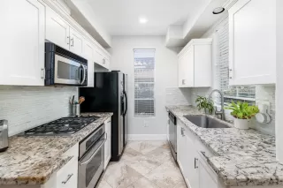 Photo #4: 230004177 Listing