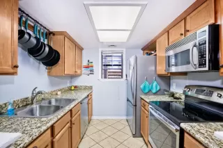 Photo #5: 230004183 Listing