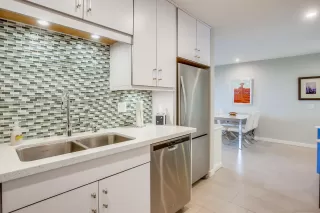 Photo #5: 230004243 Listing 