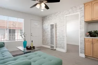 Photo #1: 230004267 Listing