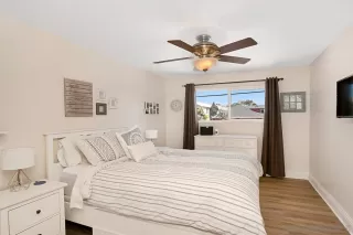 Photo #6: 230004298 Listing