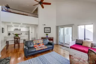 Photo #5: 230004354 Listing