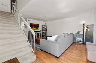 Photo #3: 230004391 Listing 