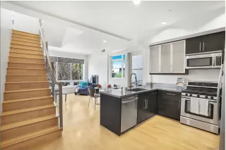 Photo #1: 230004395 Listing