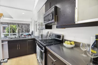 Photo #6: 230004395 Listing