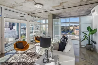 Photo #3: 230004404 Listing