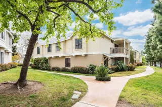 Photo #2: 230004446 Listing