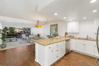 Photo #6: 230004472 Listing