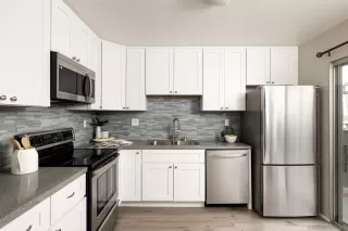 Photo #5: 230004507 Listing