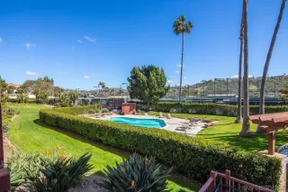 Photo #5: 230004513 Listing