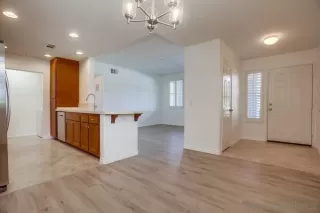 Photo #3: 230004527 Listing 