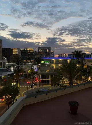 Photo #5: 230004529 Listing