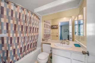 Photo #2: 230004596 Listing