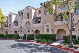 Photo #2: 230004608 Listing