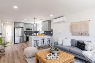 Photo #1: 230004611 Listing