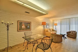 Photo #4: 230004650 Listing