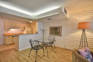 Photo #5: 230004650 Listing