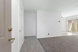 Photo #2: 230004717 Listing