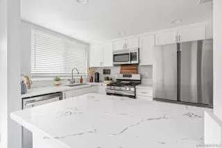 Photo #6: 230004758 Listing 