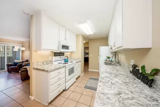 Photo #3: 230004820 Listing