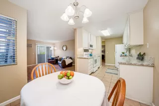 Photo #6: 230004820 Listing