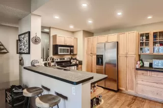 Photo #5: 230004834 Listing