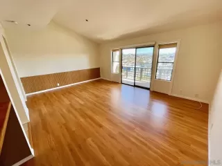 Photo #4: 230004841 Listing