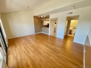 Photo #5: 230004841 Listing