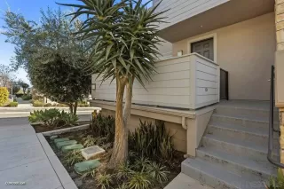 Photo #3: 230004890 Listing 