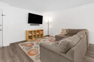 Photo #2: 230004915 Listing