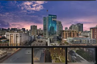 Photo #3: 230004943 Listing