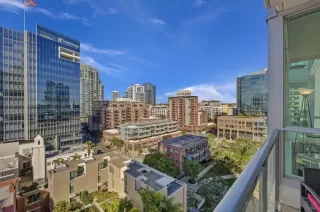 Photo #5: 230004943 Listing