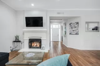 Photo #3: 230004968 Listing