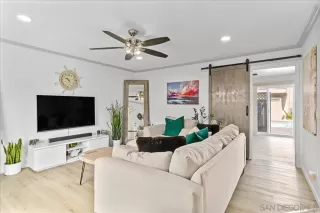 Photo #5: 230004982 Listing