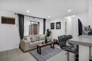 Photo #4: 230004987 Listing