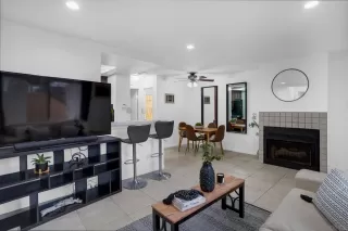 Photo #5: 230004987 Listing