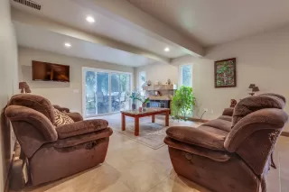 Photo #3: 230005009 Listing