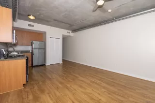 Photo #2: 230005035 Listing