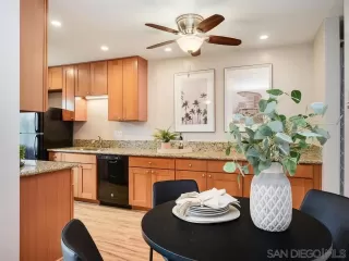 Photo #5: 230005042 Listing