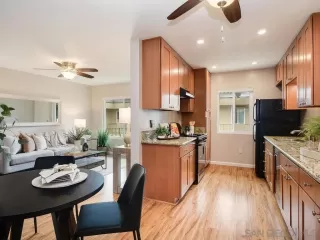 Photo #6: 230005042 Listing