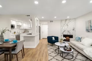 Photo #1: 230005053 Listing 