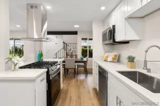 Photo #6: 230005053 Listing 