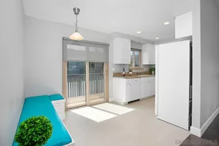 Photo #3: 230005075 Listing