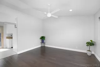 Photo #6: 230005075 Listing