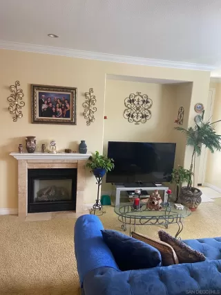 Photo #2: 230005125 Listing