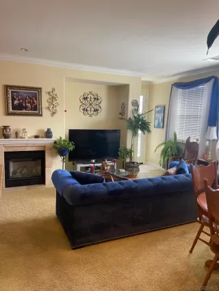 Photo #3: 230005125 Listing