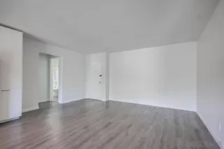 Photo #4: 230005143 Listing